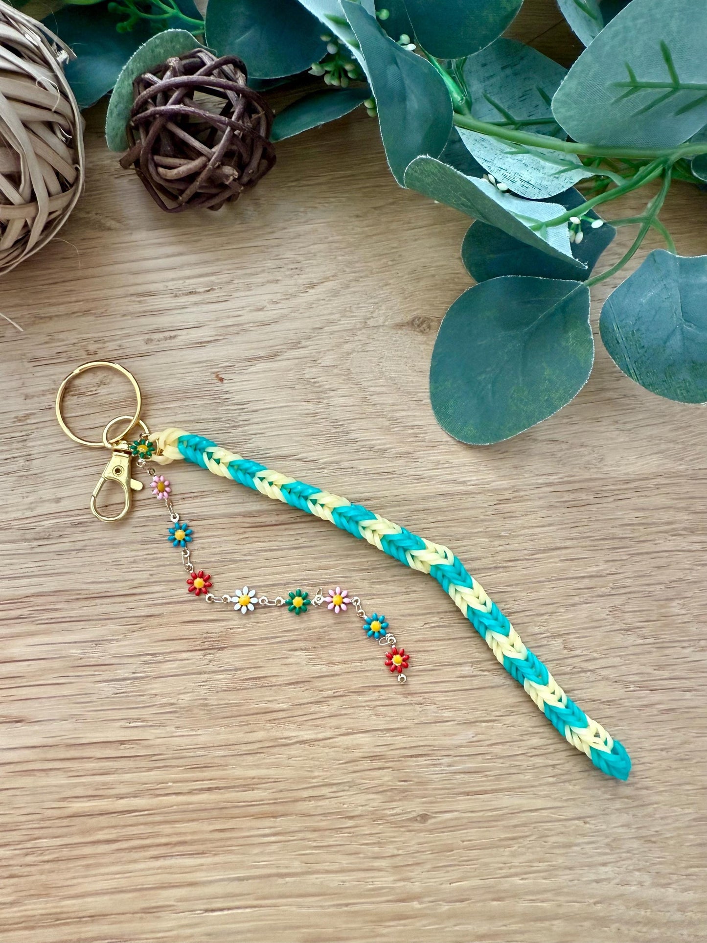 Handwoven Charm Keychain – Dainty Woven Loom Keychain with Unique Flower Design