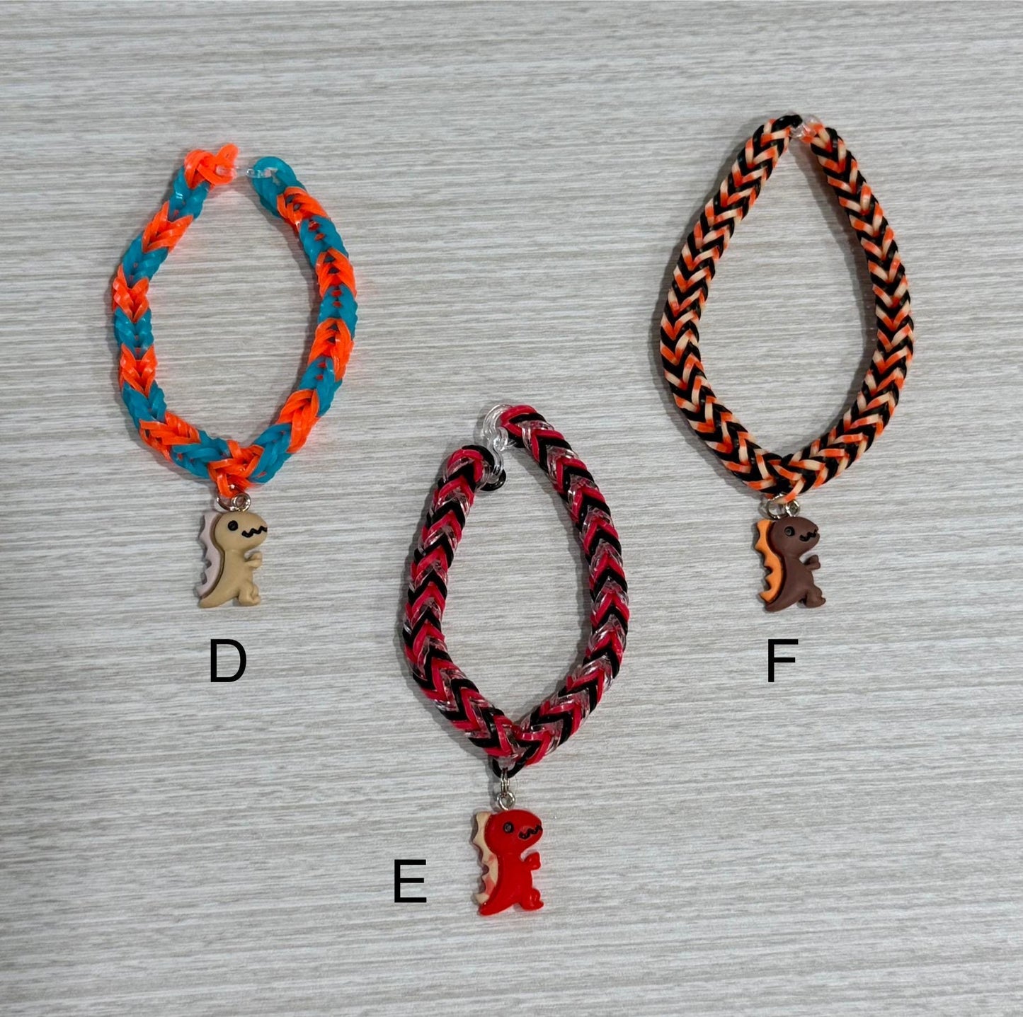 Dinosaur Charm Bracelet – Colorful Stretchy Fishtail Design Handmade Jewelry Gift