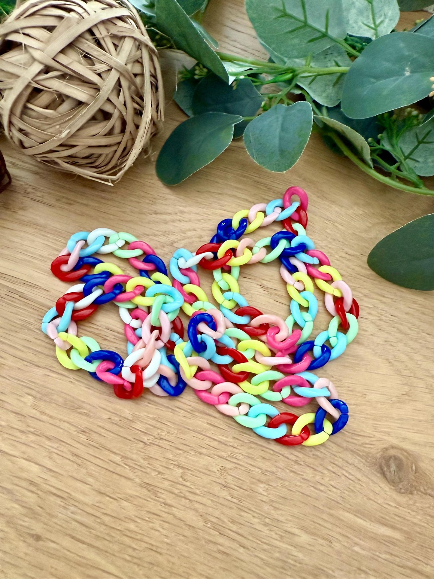 Chunky Acrylic Bracelet - Bright Retro Chain Link, Waterproof & Fade Resistant