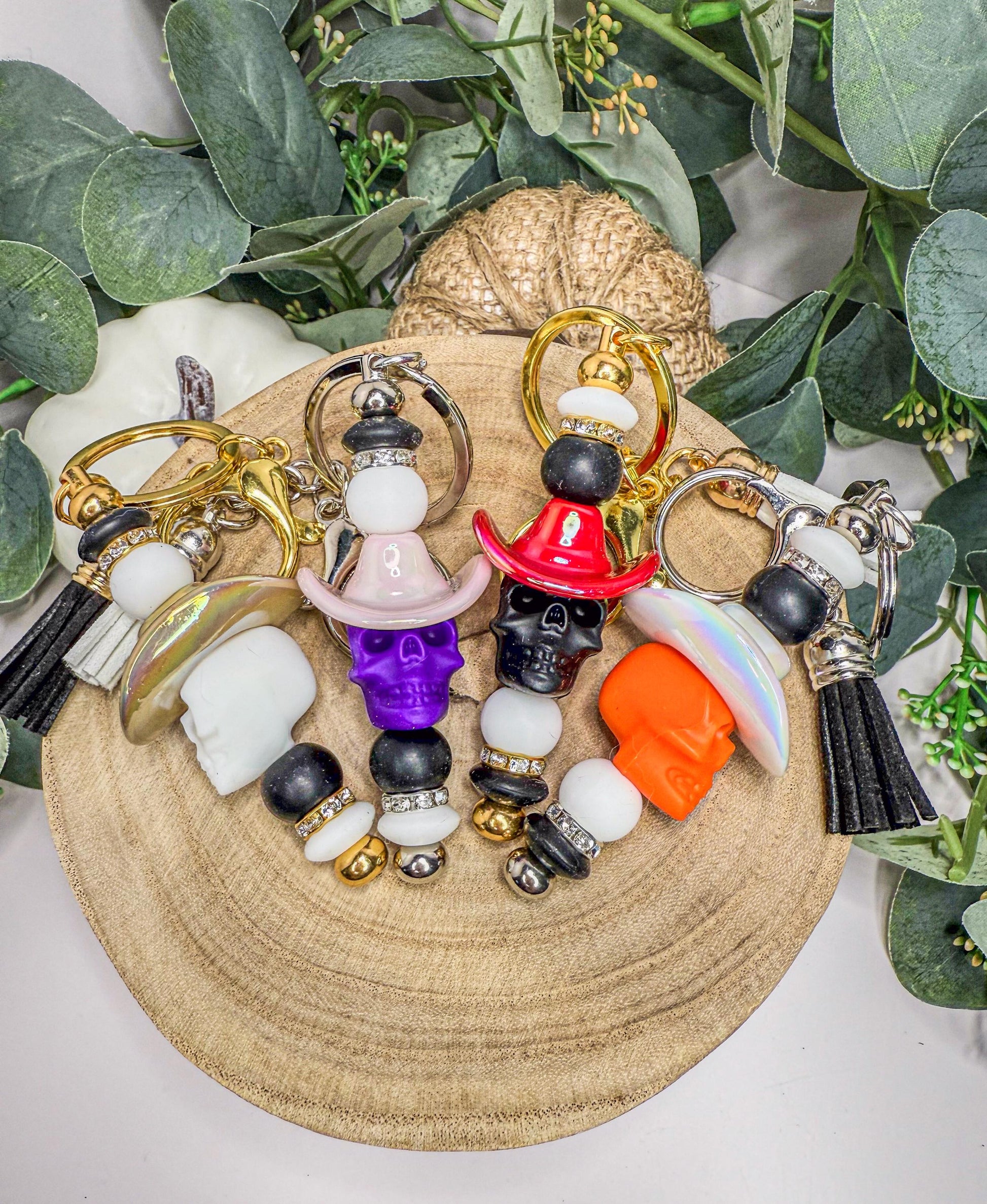 Skeleton Cowboy: The Ultimate Halloween Keychain!