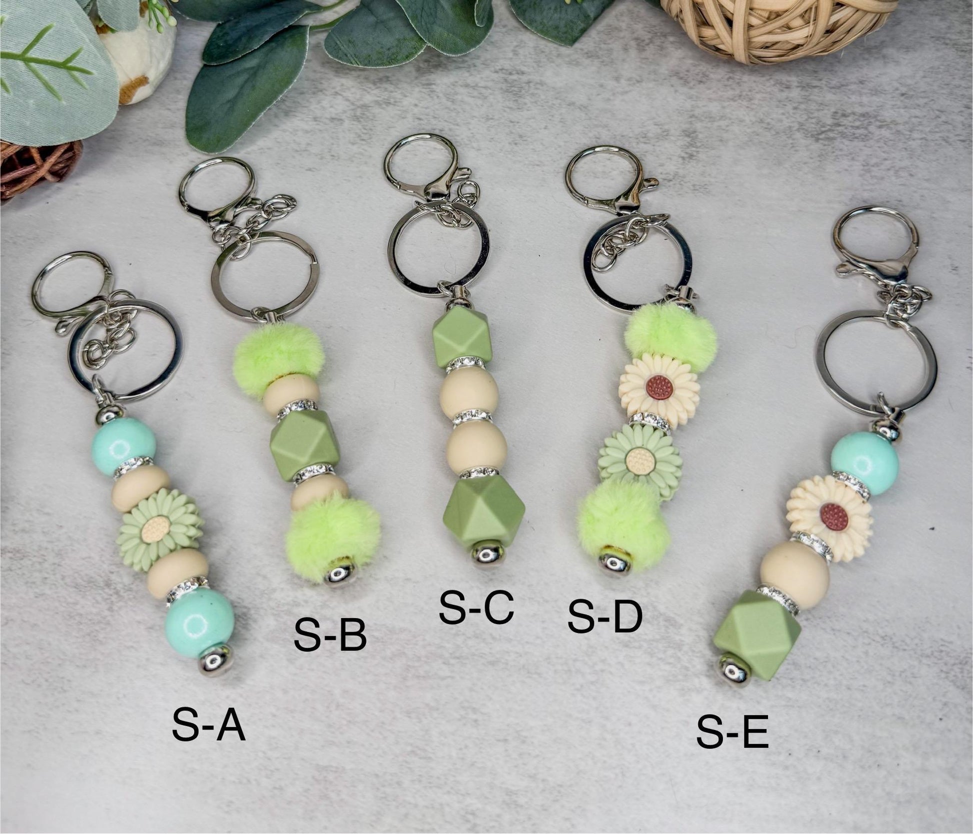 Blooming Keychains (Green)- Fun Flowers with Beads & Gems