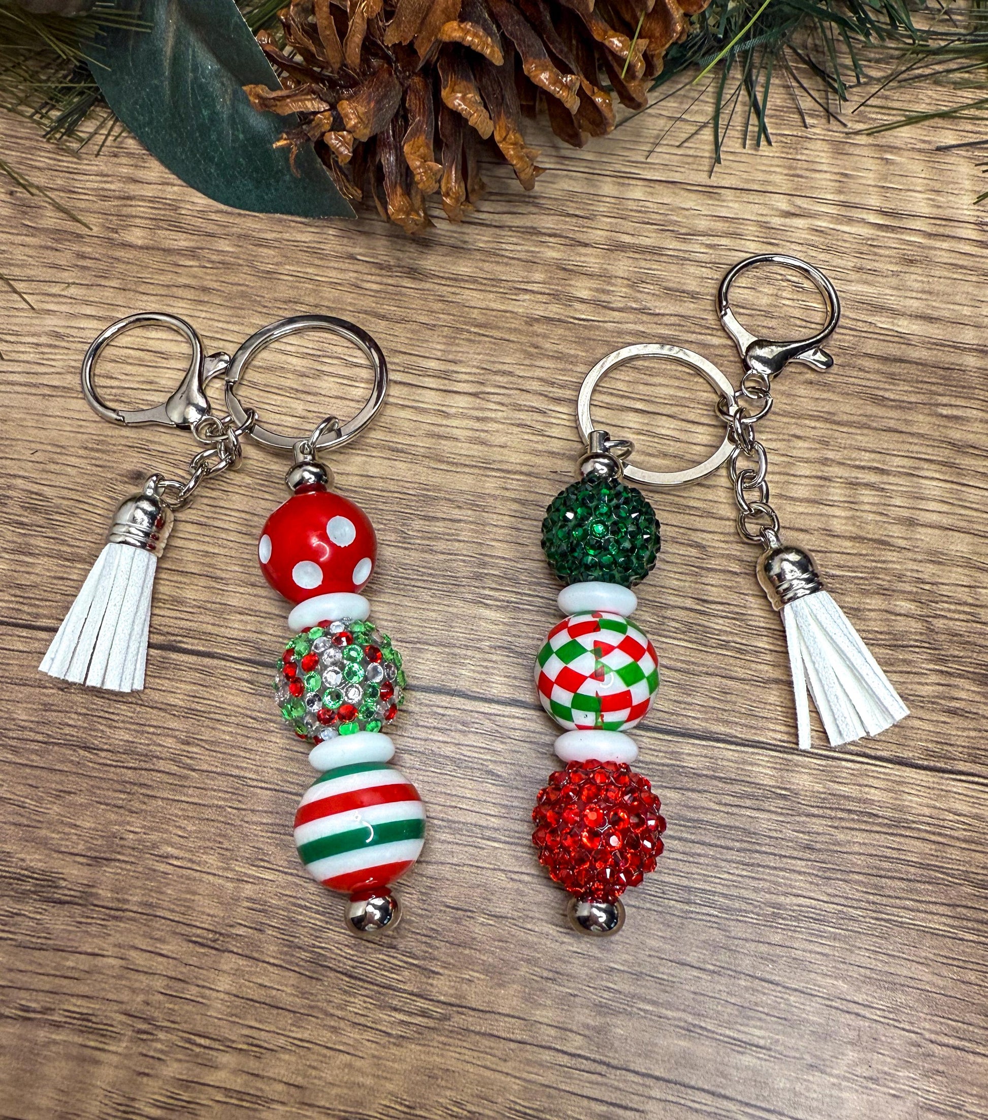 Cheerful Beaded Keychains: Your Holiday Spirit Accessory!