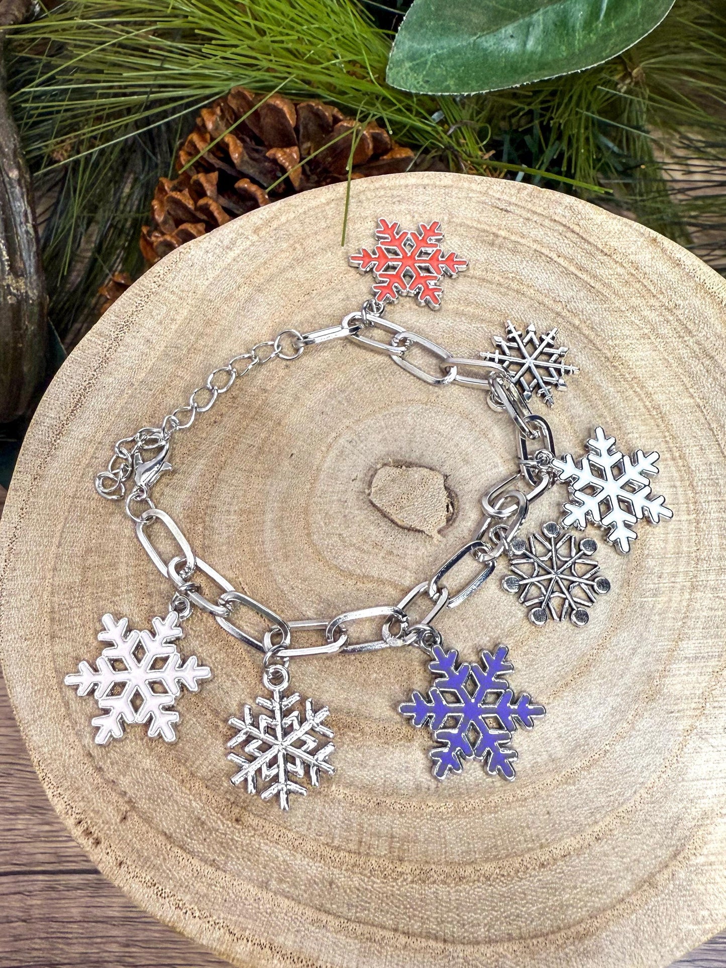 Colorful Snowflake Bracelet: Illuminate Your Festive Spirit!