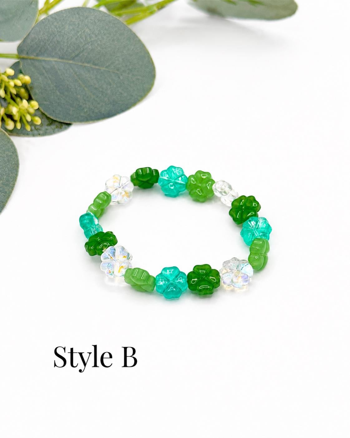 Lucky Charm: Green Glass Four Leaf Clover Bracelet - Stretchy, No Clasp Design