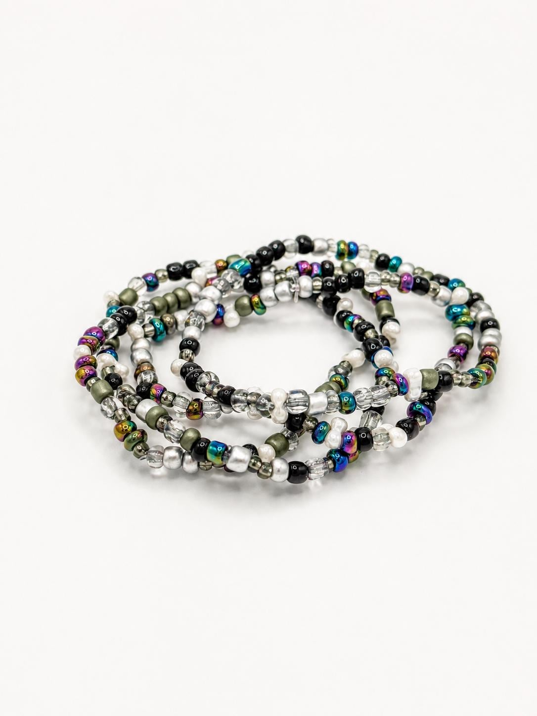 Midnight Sky Glass Seed Bead Bracelet, Iridescent Black Gray White, 3-4mm mixed bead