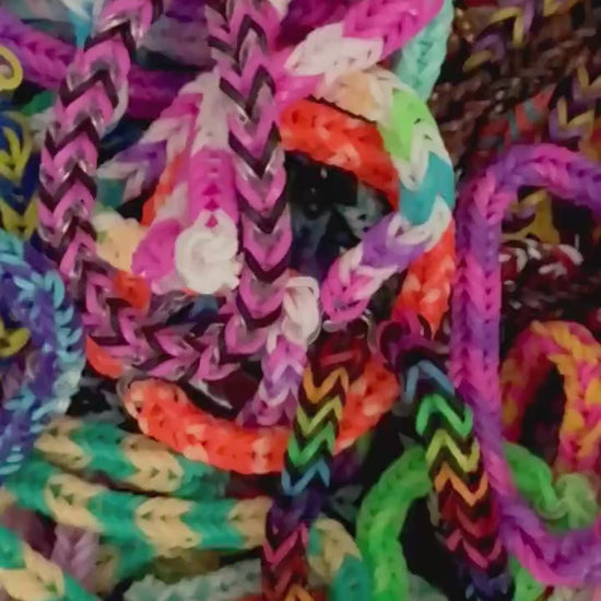 Fishtail Rubber Band Bracelets - Party Favors 25 Pack