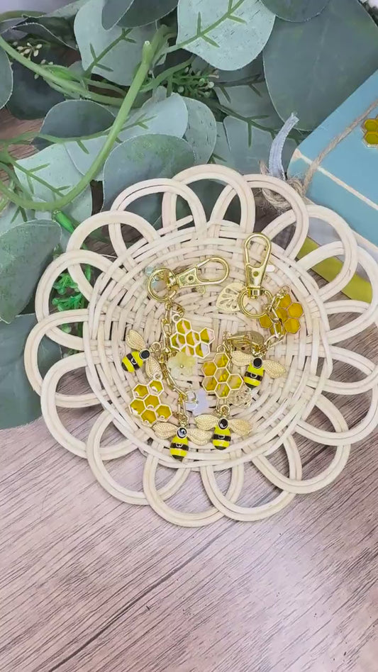 Nature's Treasure: Bee & Honeycomb Gold Keychain